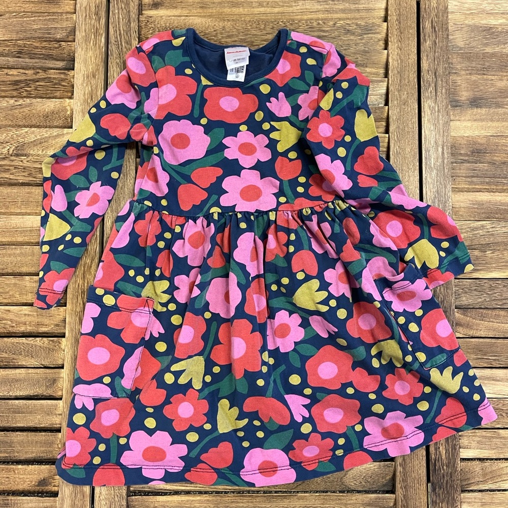 Hanna Andersson Vibrant Pink on Navy Floral Kids Dress Square Pockets Size 5